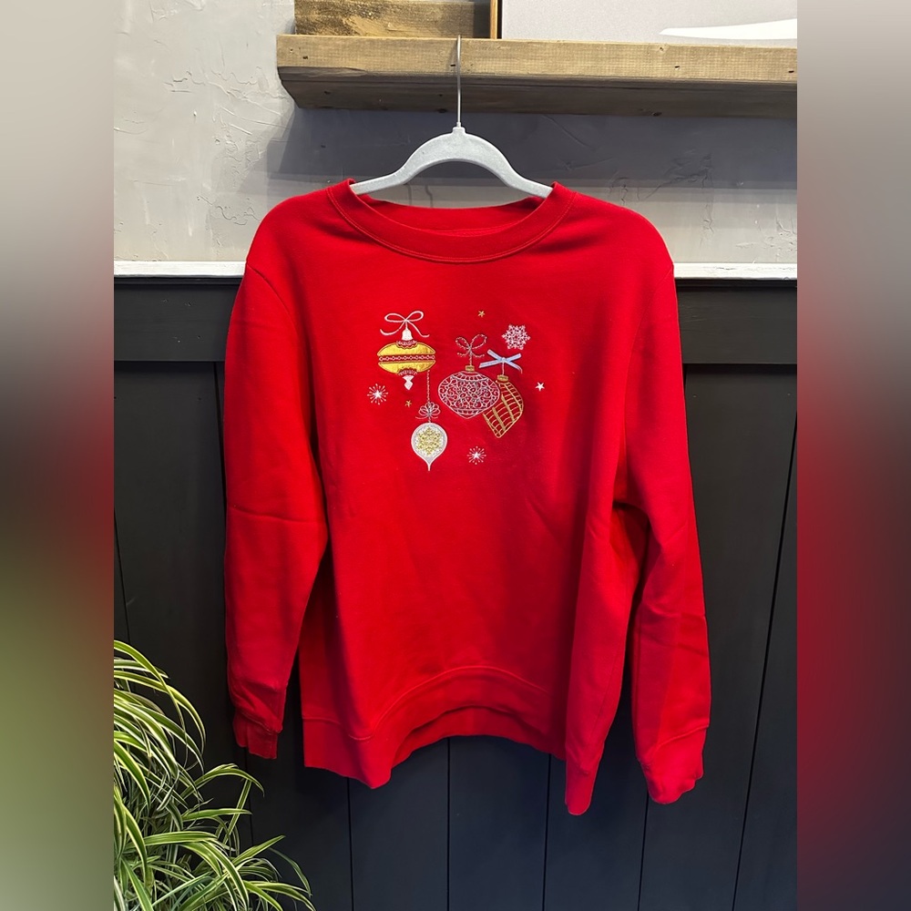 Women's XL Holiday Editions Christmas‎ Ornament Embellished Red Sweatshirt